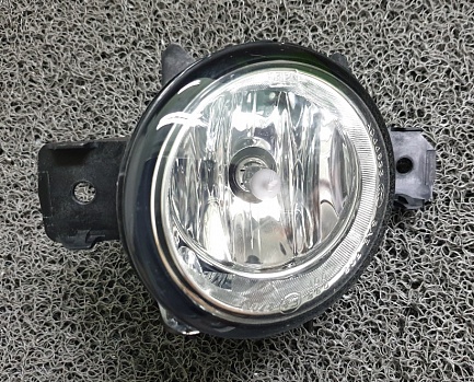 Фара противотуманная правая 63177184318 E84 Valeo